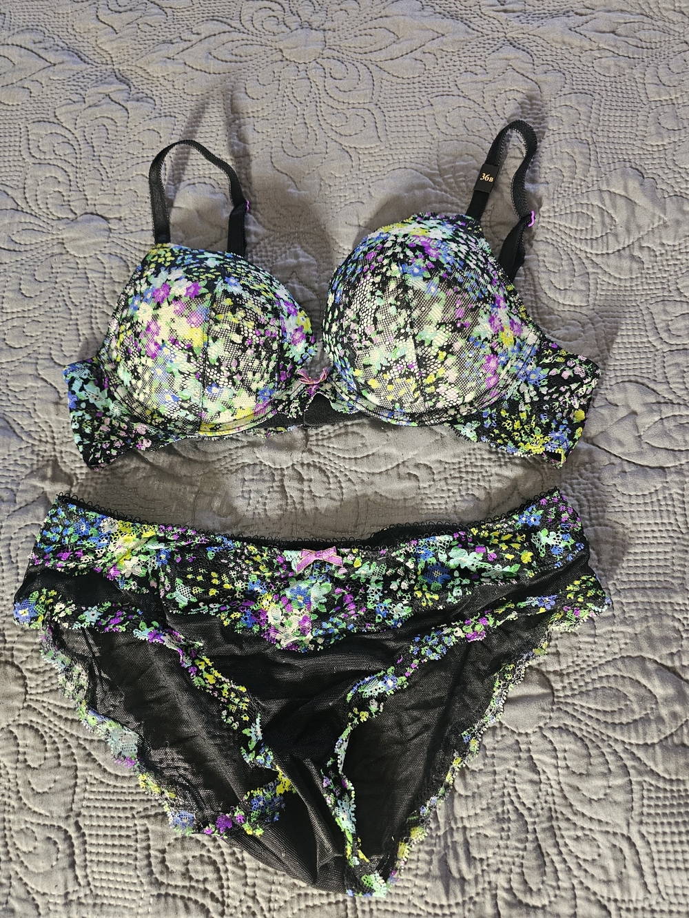 Black Floral Lace Push-Up Bra & Bikini Set - Multicolor